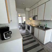 Puomitie for 3 persons，位于卡亚尼凯加尼机场 - KAJ附近的酒店
