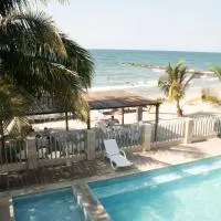 Hotel Camino Palmero Coveñas，位于科韦尼亚斯的酒店