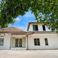 Hotel O Nawangwulan，位于谏义里的酒店