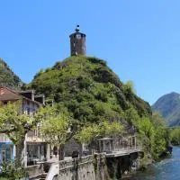 Hôtel Confort 09 ou HC-09，位于阿列日河畔的塔拉斯孔的酒店