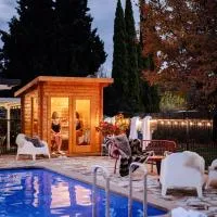 The Oriana Orange - Retro Hotel & Resort,位于奥兰治的酒店