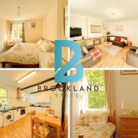 Furnished 3BR House - Free Parking, WiFi, Kitchen，位于伊登利兹布拉德福德机场 - LBA附近的酒店