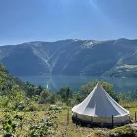 Glamping Kalhagen，位于Vangsbygd的酒店