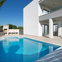 Villa Fasana-Apartment 1 by Vivi Rent，位于法扎纳的酒店