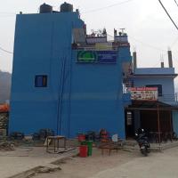 B N Hotel & Restaurant，位于RāmechhāpRamechhap Airport - RHP附近的酒店