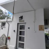 Studio με όλες τις ανέσεις，位于Néon Petrítsion的酒店
