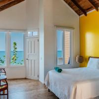Paya Bay Resort，位于Port RoyalGuanaja - GJA附近的酒店