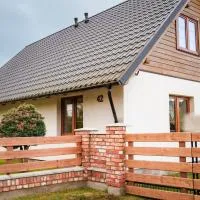 Domek całoroczny na Kaszubach II Bliźniak，位于Lipusz的酒店