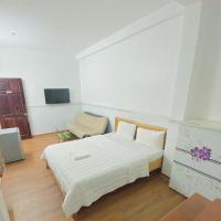 Khách sạn Hoa Anh Anh，位于胡志明市新山一国际机场 - SGN附近的酒店