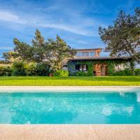 Luxury Villa Porto Rotondo with private pool by Varental，位于罗通多港的酒店