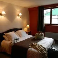 LOGIS - Auberge Du Colombier，位于Guînes的酒店