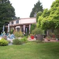 Le Pré Joli，位于Beaugas的酒店