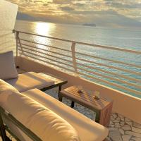 Casa Sud Menton vue mer exceptionnelle terrasse parking inclus climatisation，位于芒通的酒店