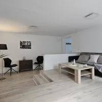 2 Zimmer Ferienwohnung mit Terrasse，位于艾谢德的酒店