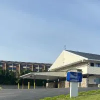 Baymont by Wyndham Petoskey,位于佩托斯基的酒店