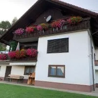 Haus Ernestine，位于圣乌尔班的酒店