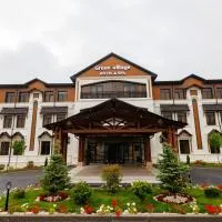 Green Village HOTEL & SPA，位于Sis的酒店