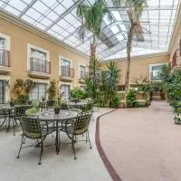 贝斯特韦斯特PLUS中庭酒店，位于舍尔茨的酒店