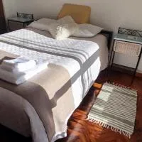 A bright and centrally located 2-room apartment，位于San Miguel的酒店