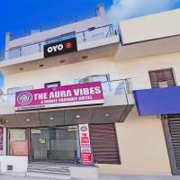 Hotel O The Aura Vibes，位于齐拉克普尔昌迪加尔机场 - IXC附近的酒店