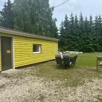 Cozy cabin near Peipsi，位于Raja的酒店