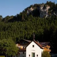 Der Tannenhof - das Radfahrerhotel，位于罗伊特的酒店