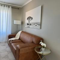 Oasis Sky Self Catering Apartment，位于温特和克埃罗斯机场 - ERS附近的酒店