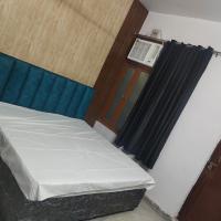 Hotel Stay Inn，位于勒克瑙Chaudhary Charan Singh International Airport - LKO附近的酒店