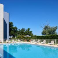 Zenitude Hôtel-Résidences Bordeaux Aéroport Mérignac，位于梅里尼亚克梅里尼亚克机场 - BOD附近的酒店