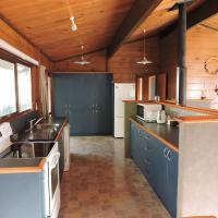 Number 10 Wairoa，位于Wairoa威洛亚机场 - WIR附近的酒店