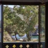 BIG RIVER HOUSE, Fronte Temo，位于布沙滨海的酒店