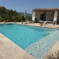 Nature house, pool, quiet，位于孔特的酒店