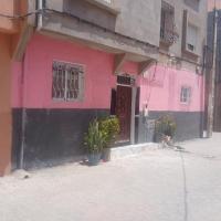 سكن الأخوين，位于Ikhorbane阿加迪尔–阿尔玛锡拉机场 - AGA附近的酒店