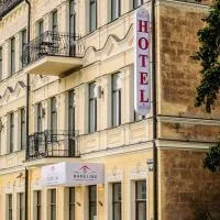 Homelike Hotel，位于陶格夫匹尔斯的酒店