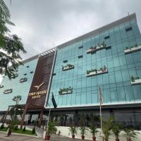 Town Square Suites，位于海得拉巴拉吉夫·甘地国际机场 - HYD附近的酒店