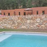 Fragas do Cabril Eco & Wellness Lodge，位于洛萨的酒店