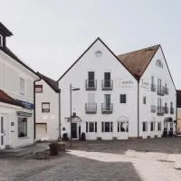 Ambienthotel Tassilo，位于丁戈尔芬的酒店