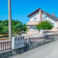 Apartments Elle，位于Čitluk的酒店