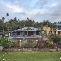 Modern Family Home in Holonga, Tongatapu，位于Mount Pritchard努库阿罗法国际机场 - TBU附近的酒店