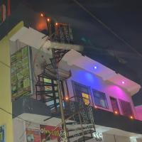 माँ विंध्यवासिनी होम कसया कुशीनगर，位于KasiaKushinagar International Airport - KBK附近的酒店