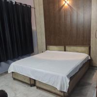 Hotel Stay Inn，位于勒克瑙Chaudhary Charan Singh International Airport - LKO附近的酒店