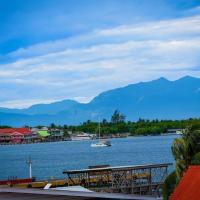 Casa Zelaya Hillside Retreat，位于乌蒂拉Utila Airport - UII附近的酒店