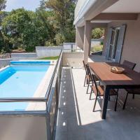 Apartments in Malinska - Insel Krk 41821，位于马林斯卡的酒店