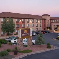 Grand Canyon Hotel & Suites，位于图萨扬大峡谷国家公园机场 - GCN附近的酒店