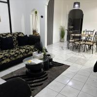 Villa Solara，位于金斯敦Tinson Pen Airport - KTP附近的酒店