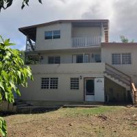 Tropical Westend Oasis，位于Lindbergh Bay西里尔·金机场 - STT附近的酒店