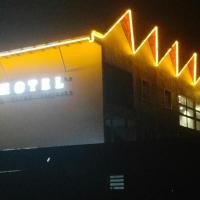 PORT VILA Airport Hotel，位于Les Lagunes维拉港国际机场 - VLI附近的酒店
