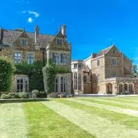Fawsley Hall Hotel，位于达文特里的酒店