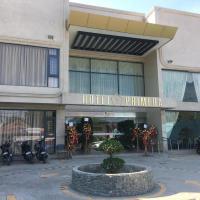 Hotel Primera，位于三宝颜三宝颜机场 - ZAM附近的酒店