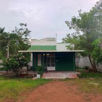 Narpavi House，位于蓬蒂切里朋迪榭里民用机场 - PNY附近的酒店